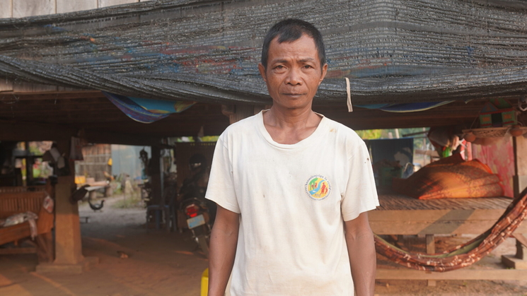 Le père de Sreyrath, Sau Dany, 53 ans, est le chef adjoint de la communauté d'Anlong Koh Kang, photographiée le 3 février 2024. (Kong Raksmey)